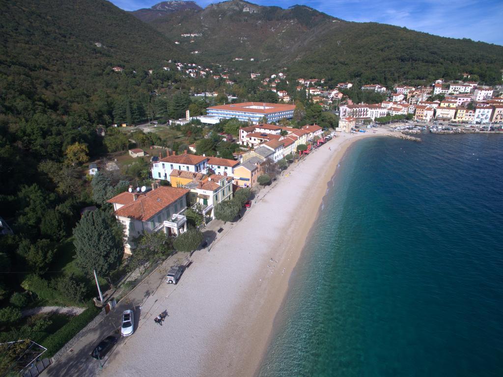 Villa Bambi Mošćenička Draga Exterior foto