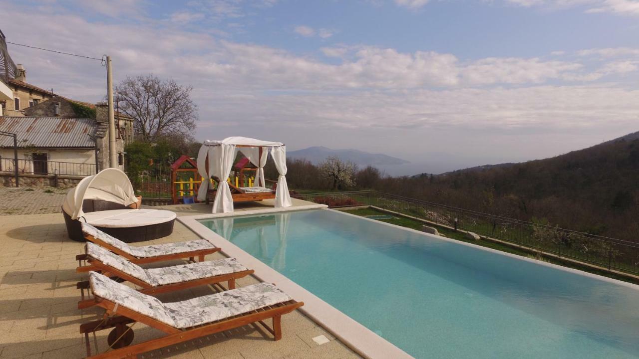 Villa Bambi Mošćenička Draga Exterior foto